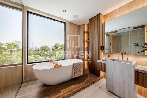 Huvila Jumeirah Golf Estates, Dubai, Arabiemiraatit 7 makuuhuonetta, 876.91 m2 № 779005 - kuva 12