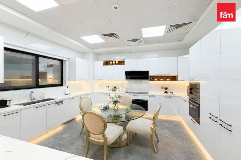 Vila u gradu Dubai, UAE 5 spavaće sobe, 474.3 m2 Br. 783266 - Slika 13