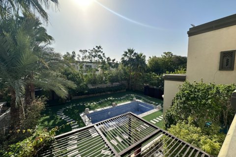 Vila v Jumeirah Islands, Dubai, SAE 5 ložnice, 474 m² Č.: 769469 - fotografie 8