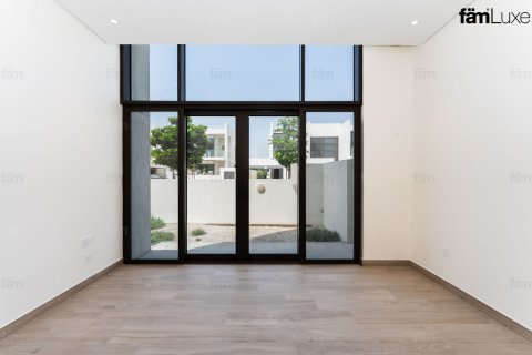 Vila u gradu Dubai, UAE 4 spavaće sobe, 634.7 m2 Br. 774747 - Slika 8