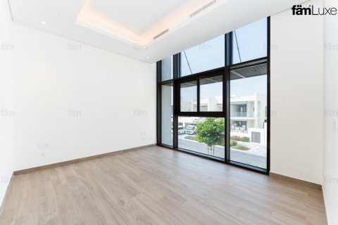 Vila u gradu Dubai, UAE 4 spavaće sobe, 634.7 m2 Br. 774747 - Slika 18