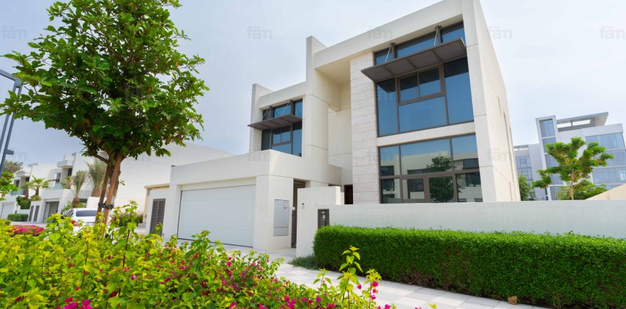 Vila u gradu Dubai, UAE 4 spavaće sobe, 634.7 m2 Br. 774747
