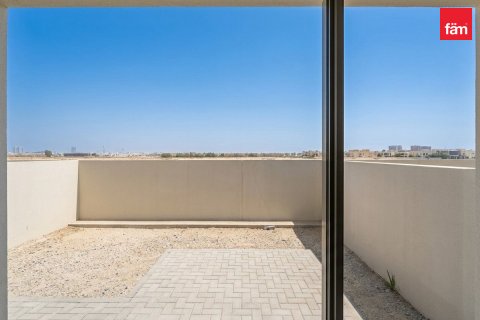 Villetta a schiera in vendita a Dubai, EAU 4 camere da letto, 215.5 mq. № 769698 - foto 15