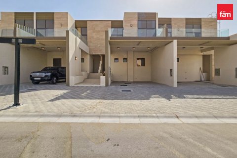 Villetta a schiera a Dubai, EAU 4 camere da letto, 215.5 mq. № 769698