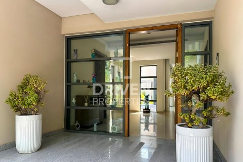 Villa til salg i Mohammed Bin Rashid City, Dubai, UAE 4 soveværelser, 559.09 kvm № 781945 - foto 9