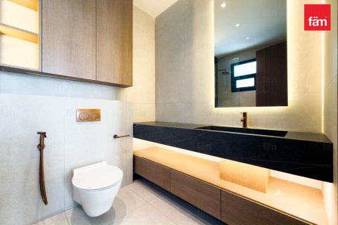 Villa til salg i Dubai, UAE 6 soveværelser, 456.3 kvm № 769436 - foto 16