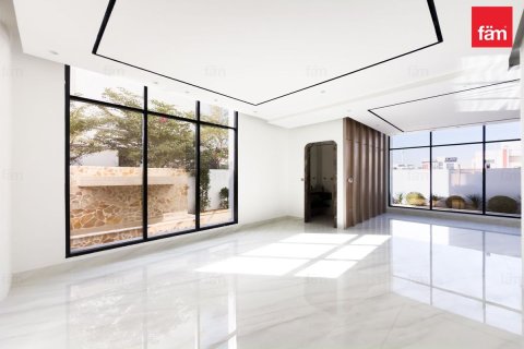 Villa til salg i Dubai, UAE 6 soveværelser, 456.3 kvm № 769436 - foto 4