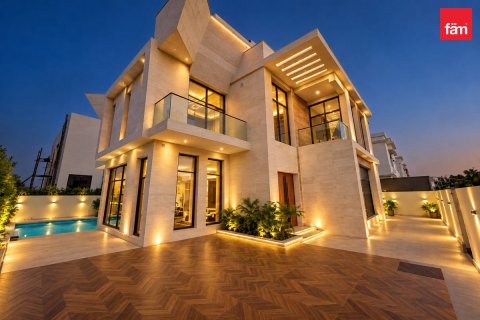 Villa a Dubai, EAU 6 camere da letto, 456.3 mq. № 769436