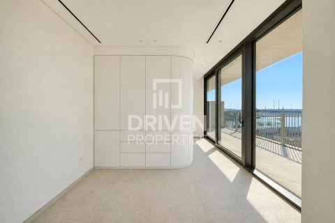 Διαμέρισμα σε Jumeirah, Dubai, ΗΑΕ 2 υπνοδωμάτια, 181.81 τ.μ. Αρ. 782564 - φωτογραφία 2
