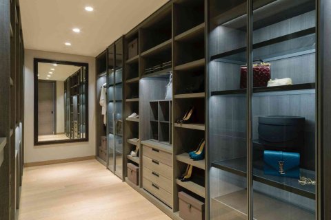 Apartment in Dubai, UAE 5 bedrooms, 679 sq.m. № 769464 - photo 8