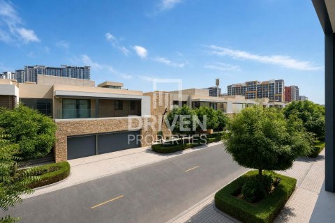 Villa in Mohammed Bin Rashid City, Dubai, UAE 5 bedrooms, 745.83 sq.m. № 778597 - photo 23