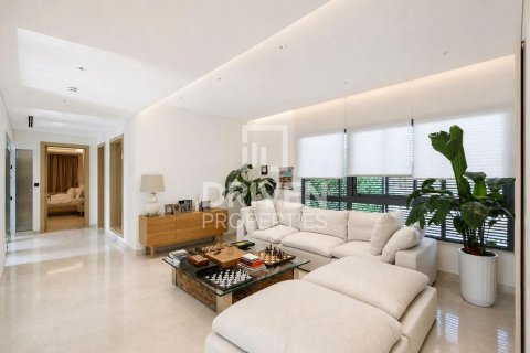 Villa in Mohammed Bin Rashid City, Dubai, UAE 5 bedrooms, 745.83 sq.m. № 778597 - photo 8