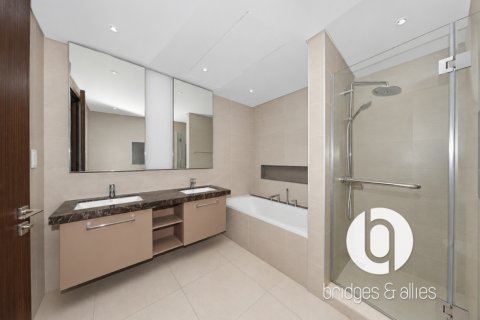 Apartament në Downtown Dubai (Downtown Burj Dubai), Emiratet e Bashkuara Arabe 2 dhoma gjumi, 146 m2. № 769749 - Foto 18