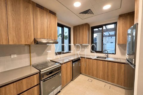 Radový dom v Khalifa City, Abu Dhabi, SAE 3 spálne, 150.97 m2 č. 780190 - Fotografia 8