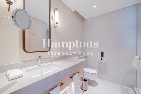 Apartamento para arrendamento em Downtown Dubai (Downtown Burj Dubai), Dubai, EAU 2 quartos, 111.16772980 m2 № 763735 - foto 2