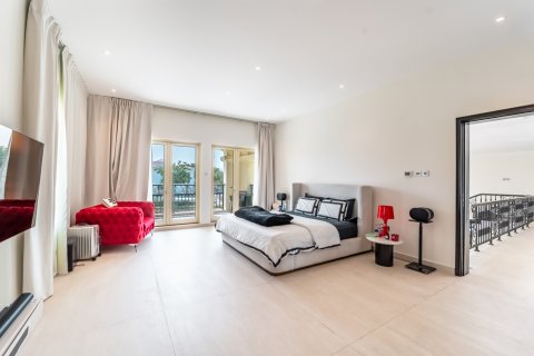 Vila u gradu Jumeirah Islands, Dubai, UAE 4 spavaće sobe, 497 m2 Br. 769449 - Slika 10