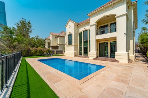 Vila u Jumeirah Islands, Dubai, UAE 497 m2, 4 spavaćih soba Br. 769449