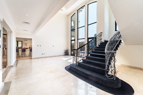 Vila u gradu Jumeirah Islands, Dubai, UAE 4 spavaće sobe, 497 m2 Br. 769449 - Slika 7