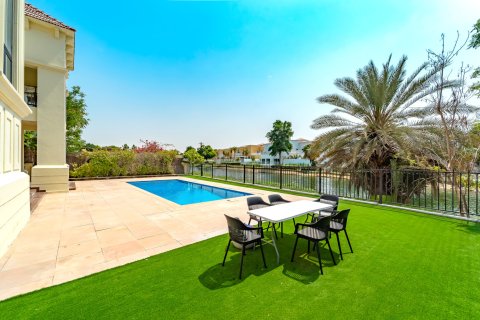 Vila u gradu Jumeirah Islands, Dubai, UAE 4 spavaće sobe, 497 m2 Br. 769449 - Slika 4