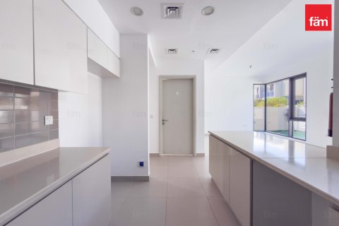 Dubai Hills Estate, UAE의 임대용 타운하우스 침실 4개, 284제곱미터 번호 769885 - 사진 3
