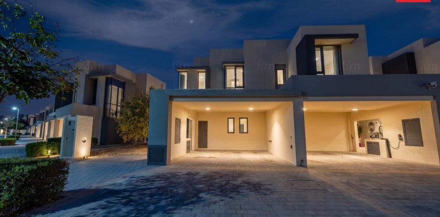 Dubai Hills Estate, UAE의 타운하우스 침실 4개, 284제곱미터 번호 769885