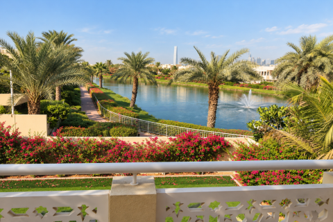 Willa w Dubai, ZEA 5 sypialnie, 550 mkw. nr 780594