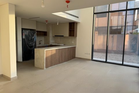 ویلا برای فروش در Al Wasl، Dubai، امارات متحده عربی 3 خوابه ، 168 متر مربع ، شماره 769559 - تصویر 2