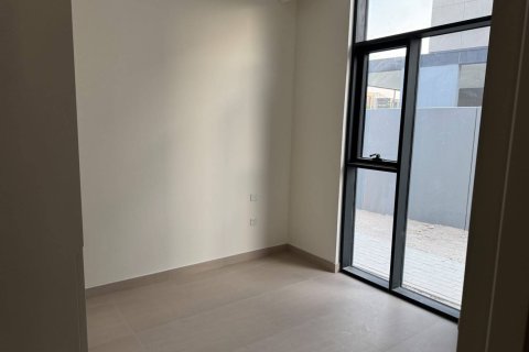 ویلا برای فروش در Al Wasl، Dubai، امارات متحده عربی 3 خوابه ، 168 متر مربع ، شماره 769559 - تصویر 3
