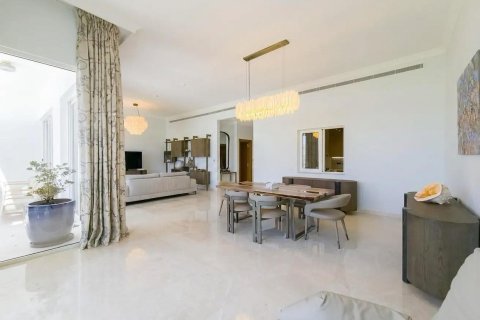 Vila u Dubai, UAE 5 spavaćih soba, 327 m2 Br. 769518 - fotografija 4