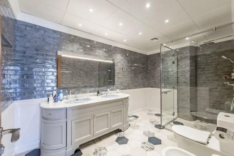Vila u Dubai, UAE 5 spavaćih soba, 327 m2 Br. 769518 - fotografija 11