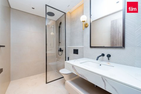 Apartment til salg i Business Bay, Dubai, UAE 2 soveværelser, 102.7 kvm № 769374 - foto 12