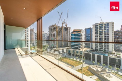 Apartment til salg i Business Bay, Dubai, UAE 2 soveværelser, 102.7 kvm № 769374 - foto 2
