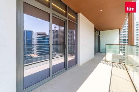 Apartment til salg i Business Bay, Dubai, UAE 2 soveværelser, 102.7 kvm № 769374 - foto 3