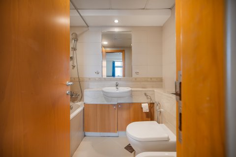 Apartament në Jumeirah Lake Towers, Dubai, Emiratet e Bashkuara Arabe 2 dhoma gjumi, 89.21 m2. № 750210 - Foto 7