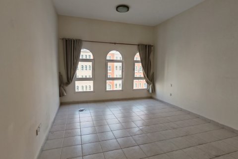 Apartment til salg i Discovery Gardens, Dubai, UAE 2 soveværelser, 147 kvm № 769557 - foto 9