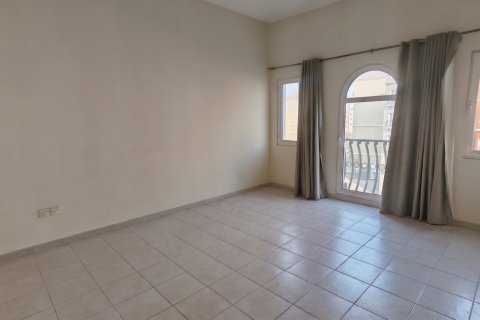 Apartment til salg i Discovery Gardens, Dubai, UAE 2 soveværelser, 147 kvm № 769557 - foto 8