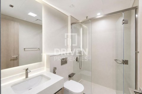 Huoneisto Business Bay, Dubai, Arabiemiraatit 1 makuuhuone, 99.03 m2 № 776475 - kuva 16