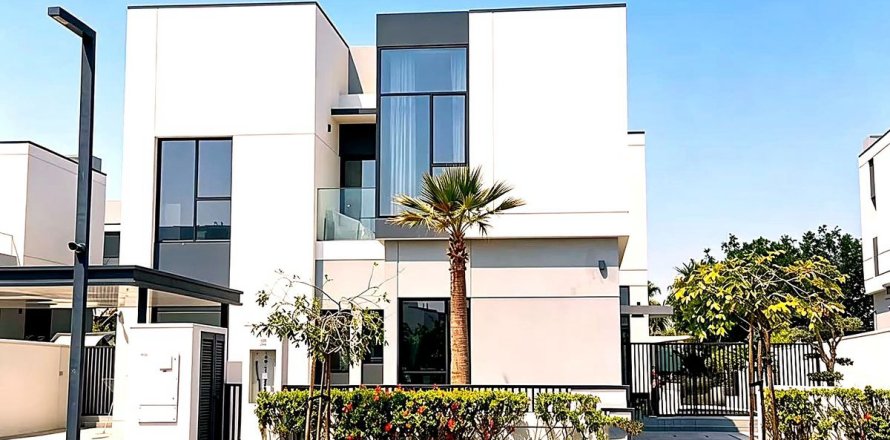 Al Furjan, Dubai, BAE’de villa 5 yatak odası, 570 m&sup2; No 769365