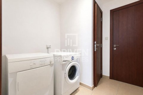 Huoneisto Jumeirah Beach Residence, Dubai, Arabiemiraatit 2 makuuhuonetta, 129.41 m2 № 770440 - kuva 16