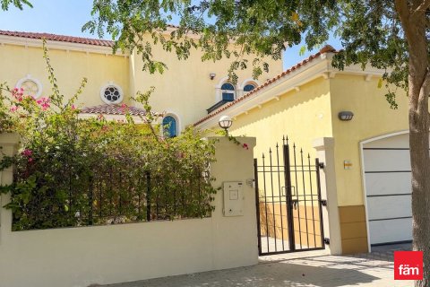 Villa in Dubai, UAE 3 bedrooms, 677.7 sq.m. № 718491 - photo 11