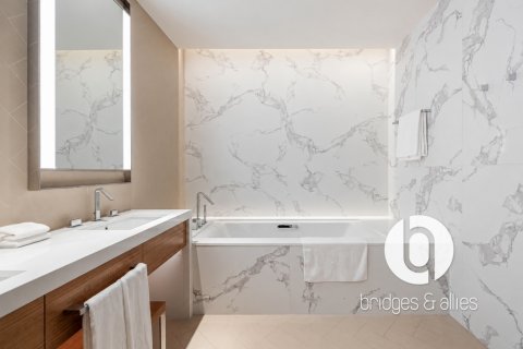 Downtown Dubai (Downtown Burj Dubai), UAE의 임대용 아파트 침실 3개, 166제곱미터 번호 769747 - 사진 11