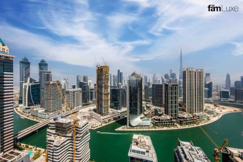 Apartament në Business Bay, Dubai, Emiratet e Bashkuara Arabe 3 dhoma gjumi, 228 m2. № 769686 - Foto 18