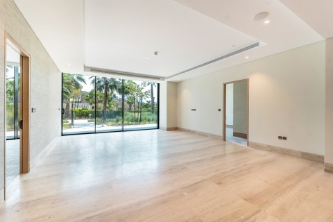 Appartement te koop in Palm Jumeirah, Dubai, VAE 2 slaapkamers, 198 vr.m., nr 769451 - foto 8