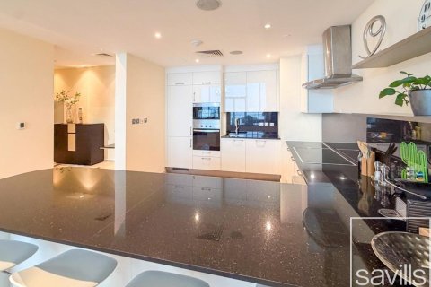 Apartment til leje i Palm Jumeirah, Dubai, UAE 3 soveværelser, 211.73 kvm № 778321 - foto 11