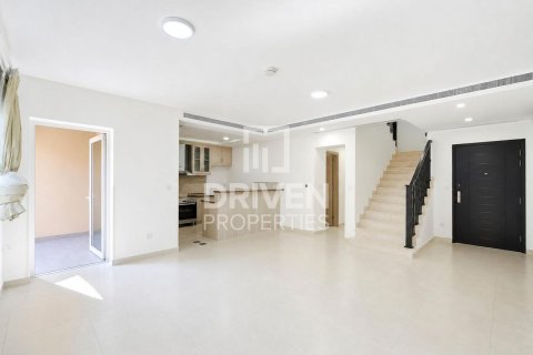 Huvila Serena, Dubai, Arabiemiraatit 3 makuuhuonetta, 186.27 m2 № 779098 - kuva 3