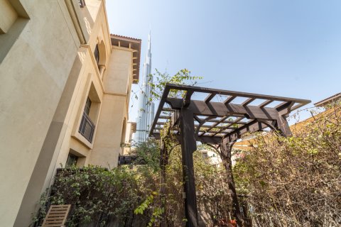 Appartement te koop in Downtown Dubai (Downtown Burj Dubai), Dubai, VAE 1 slaapkamer, 135 vr.m., nr 769519 - foto 1
