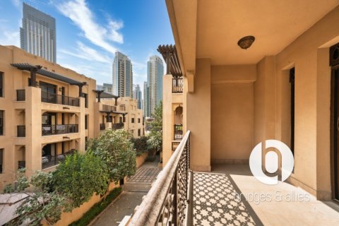 דירה ב Old Town, Dubai, איחוד האמירויות 1 חדר שינה, 90 מ