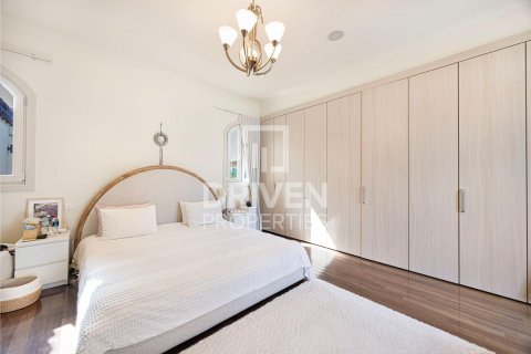 Vila v Jumeirah Golf Estates, Dubai, SAE 5 ložnice, 817.92 m² Č.: 756013 - fotografie 8