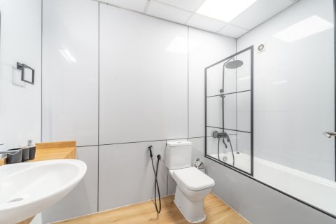 Lägenhet till försäljning i Dubai Marina, Dubai, UAE 1 sovrum, 77 kvm Nr. 772523 - fotografi 7