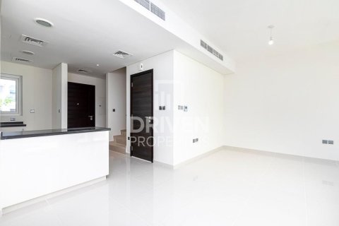 Kuća u nizu u Dubai, UAE 3 spavaćih soba, 112.23 m2 Br. 773767 - fotografija 4